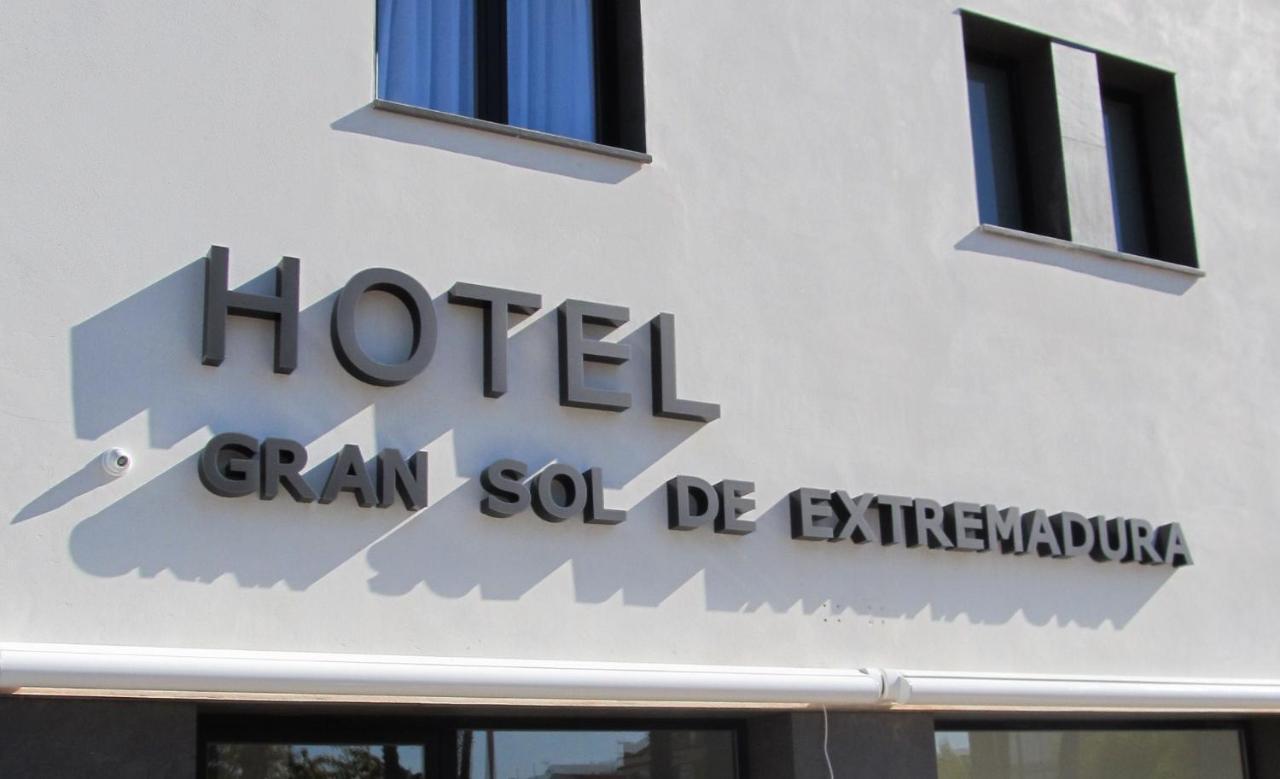 Hotel Gran Sol De Extremadura Montijo Exterior photo